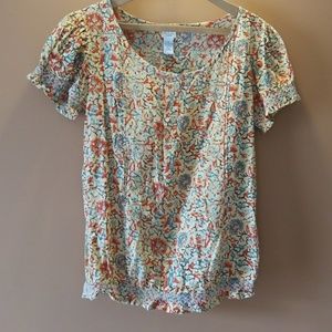 Pretty floral embroidered shirt